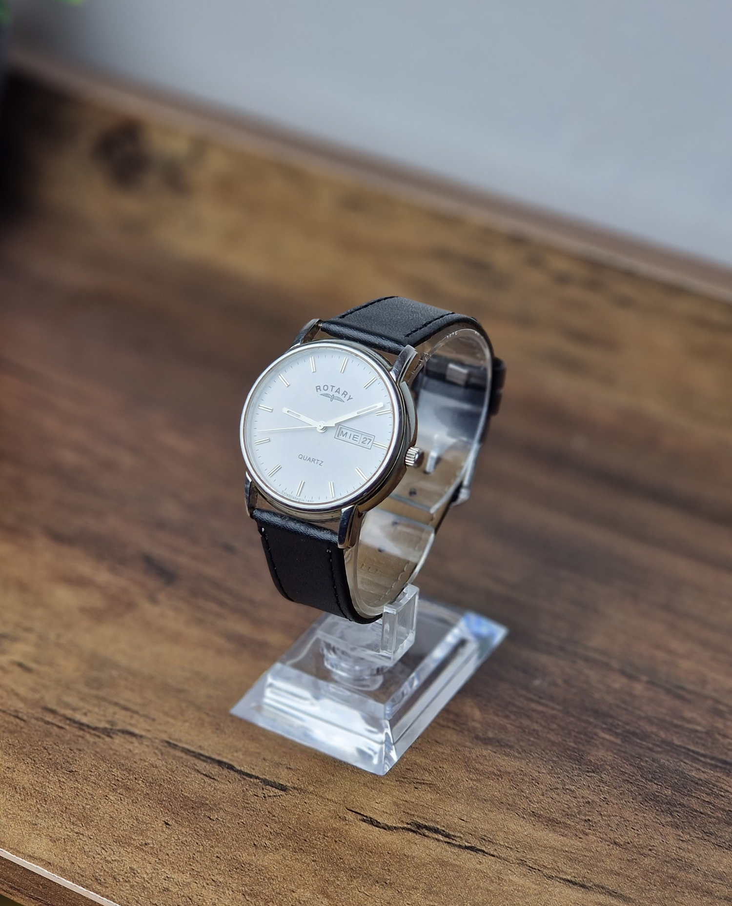 Shop the Vintage Rotary Day-Date watch, featuring a sleek stainless steel case, day-date display, and refined dial. A classic British timepiece with timeless appeal.