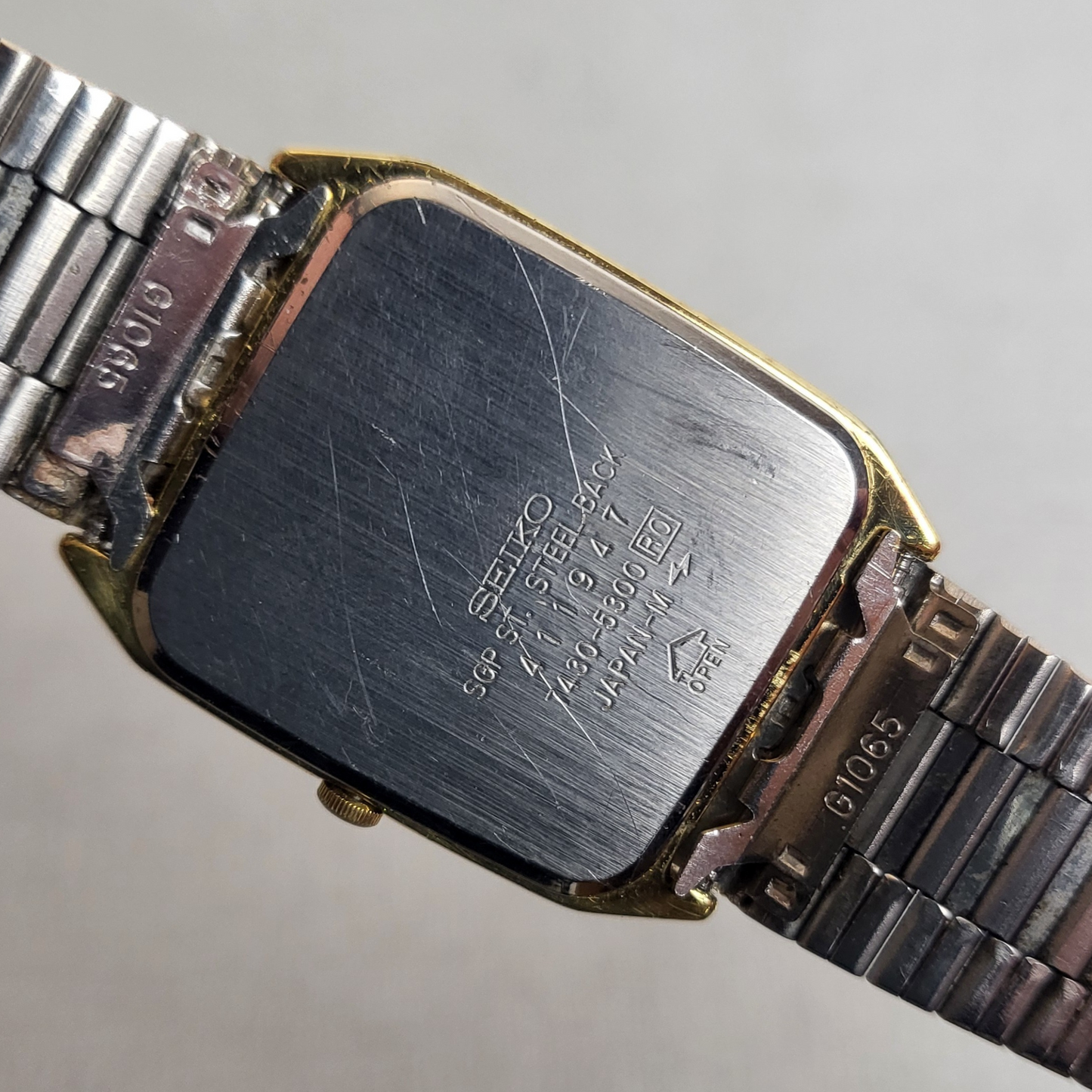 Men's Vintage Gold Seiko Tank