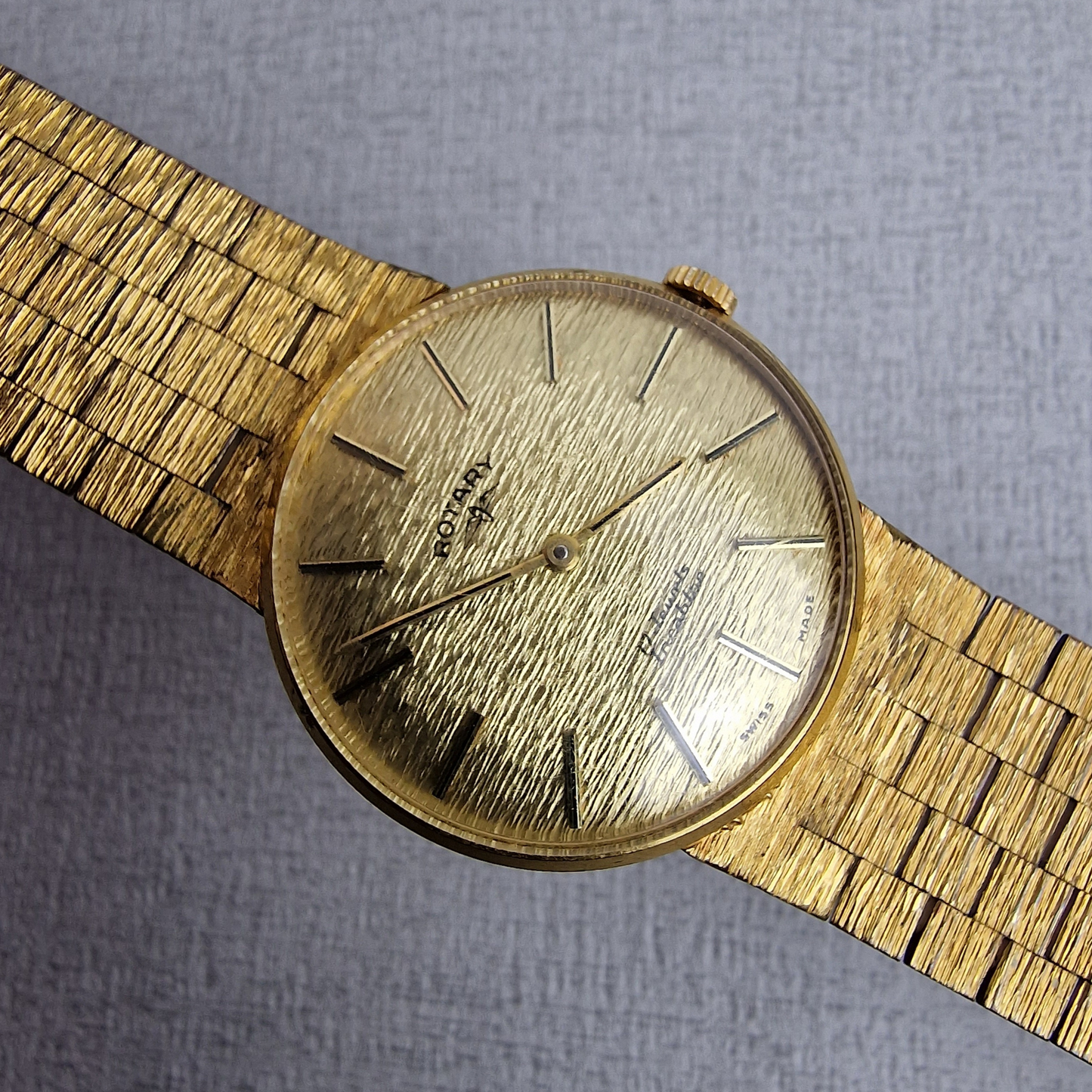 Men's Gold Rotary Mechanical Winding