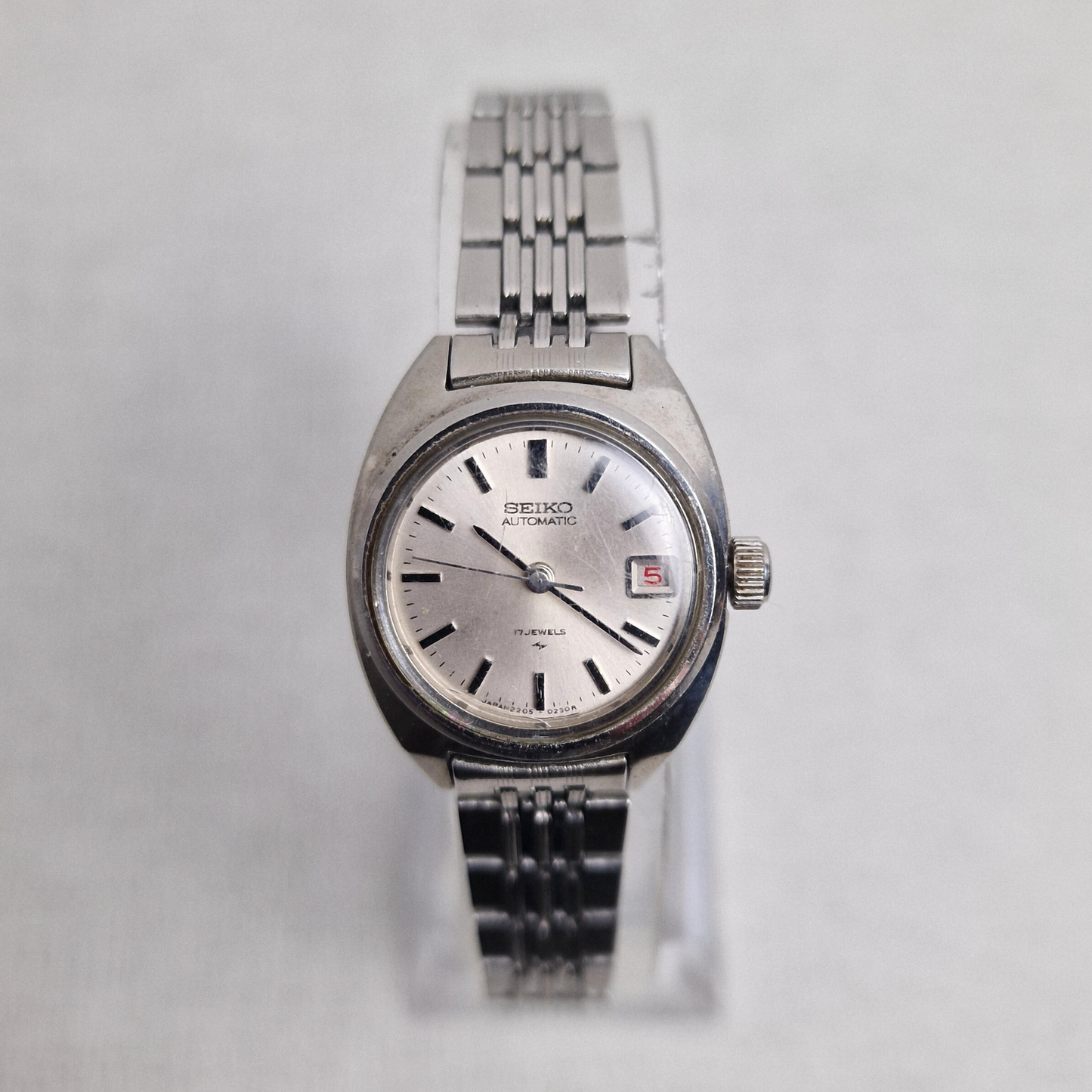 Main View - Seiko Vintage Ladies Watch – 25mm stainless steel Case, silver Dial, stainless steel – automatic