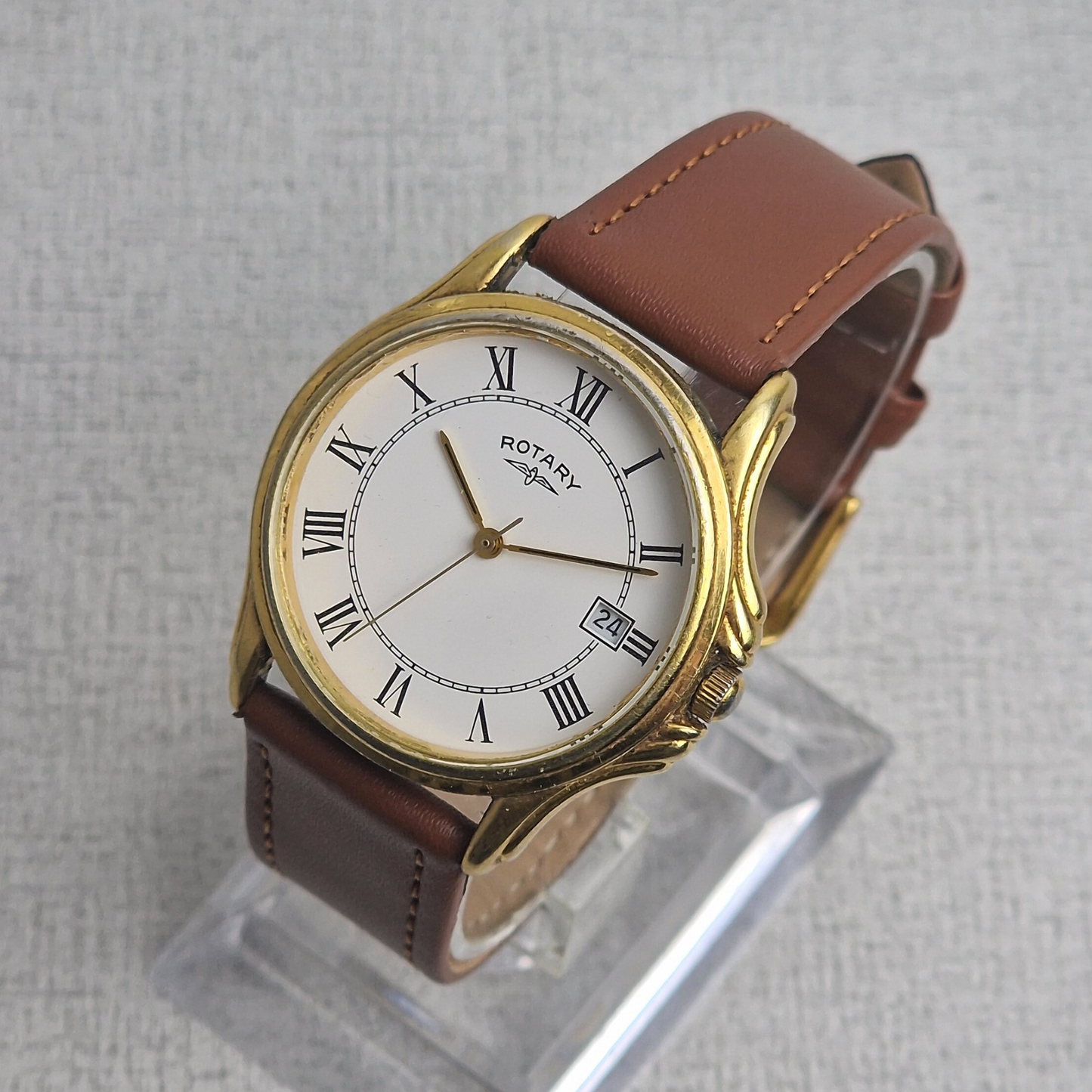 Right Side View - Rotary Vintage Men's Watch – 36mm gold plated Case, white Dial, stainless steel – quartz