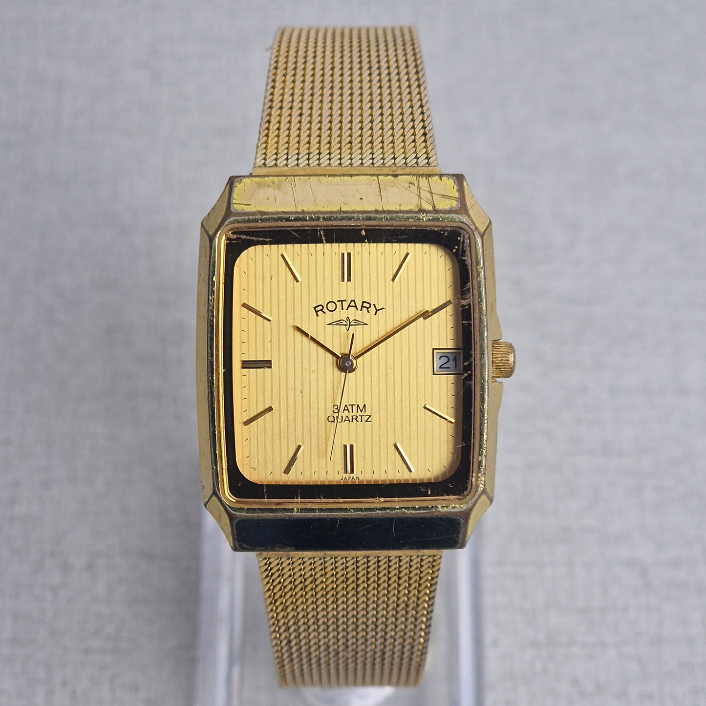 Main View - Rotary Vintage Tank Men's – 30mm gold plated case, gold dial, stainless steel – quartz