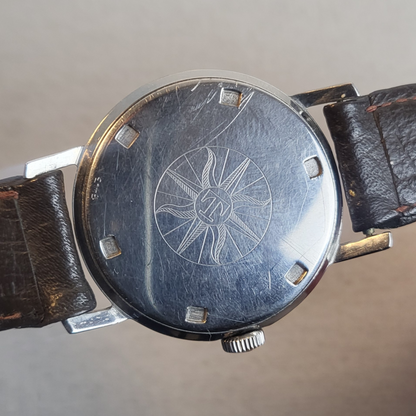 Original Case Back- Vintage Tissot Seastar Men's – 36mm stainless steel, white patina dial, stainless steel – Manual Wind