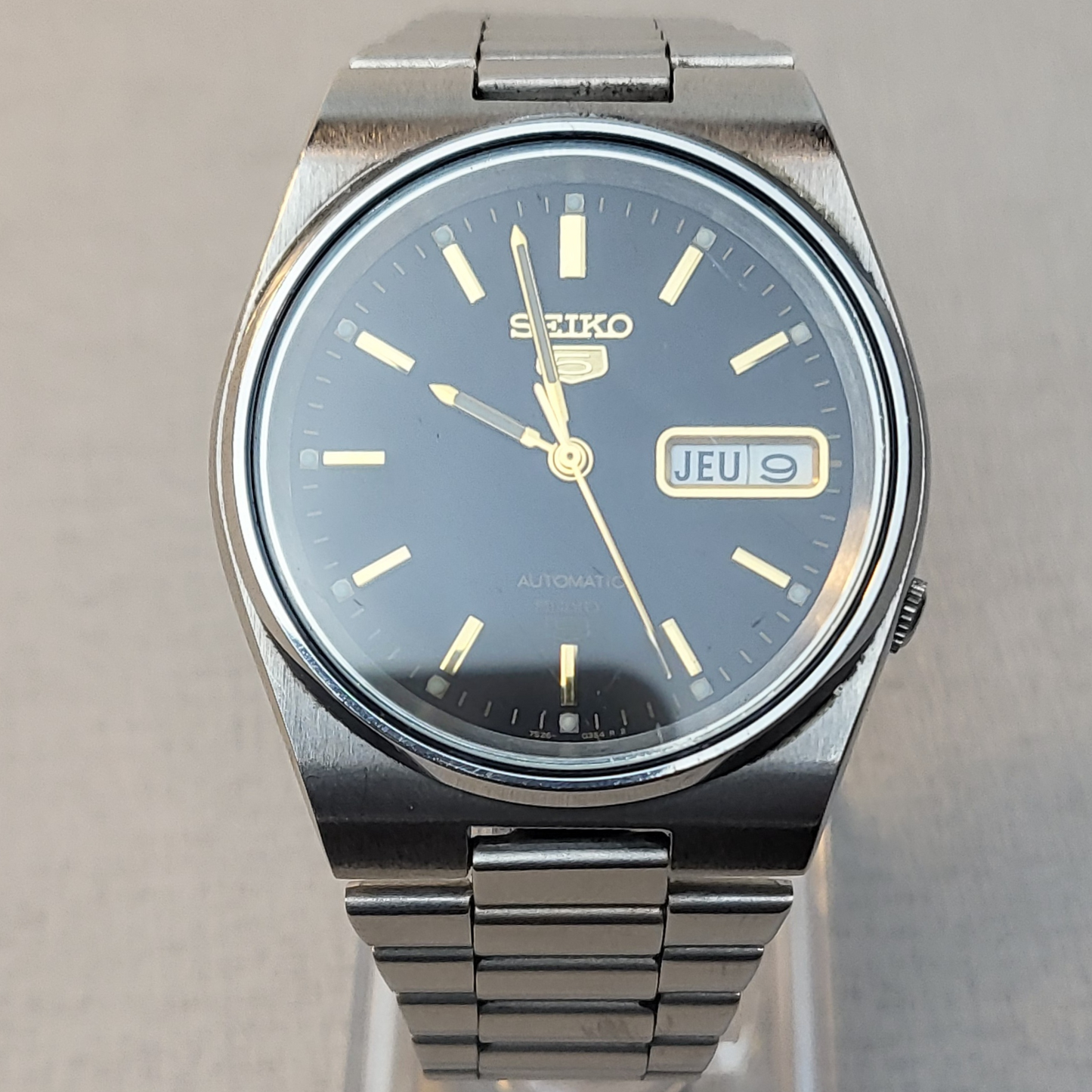 Men's Seiko 5 Automatic (Black & Gold)