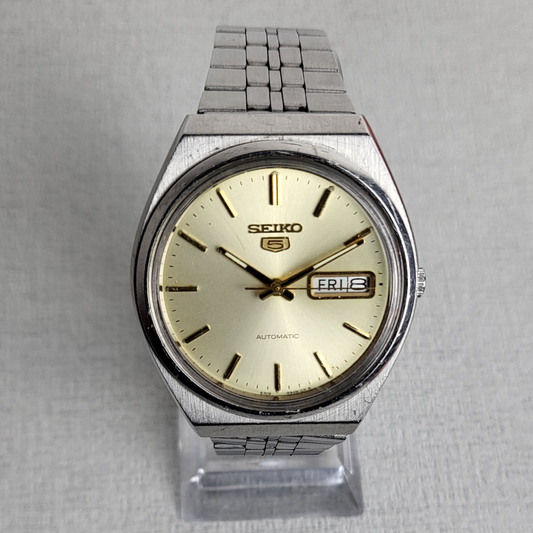 Men's Seiko 5 Automatic (Champagne Dial)