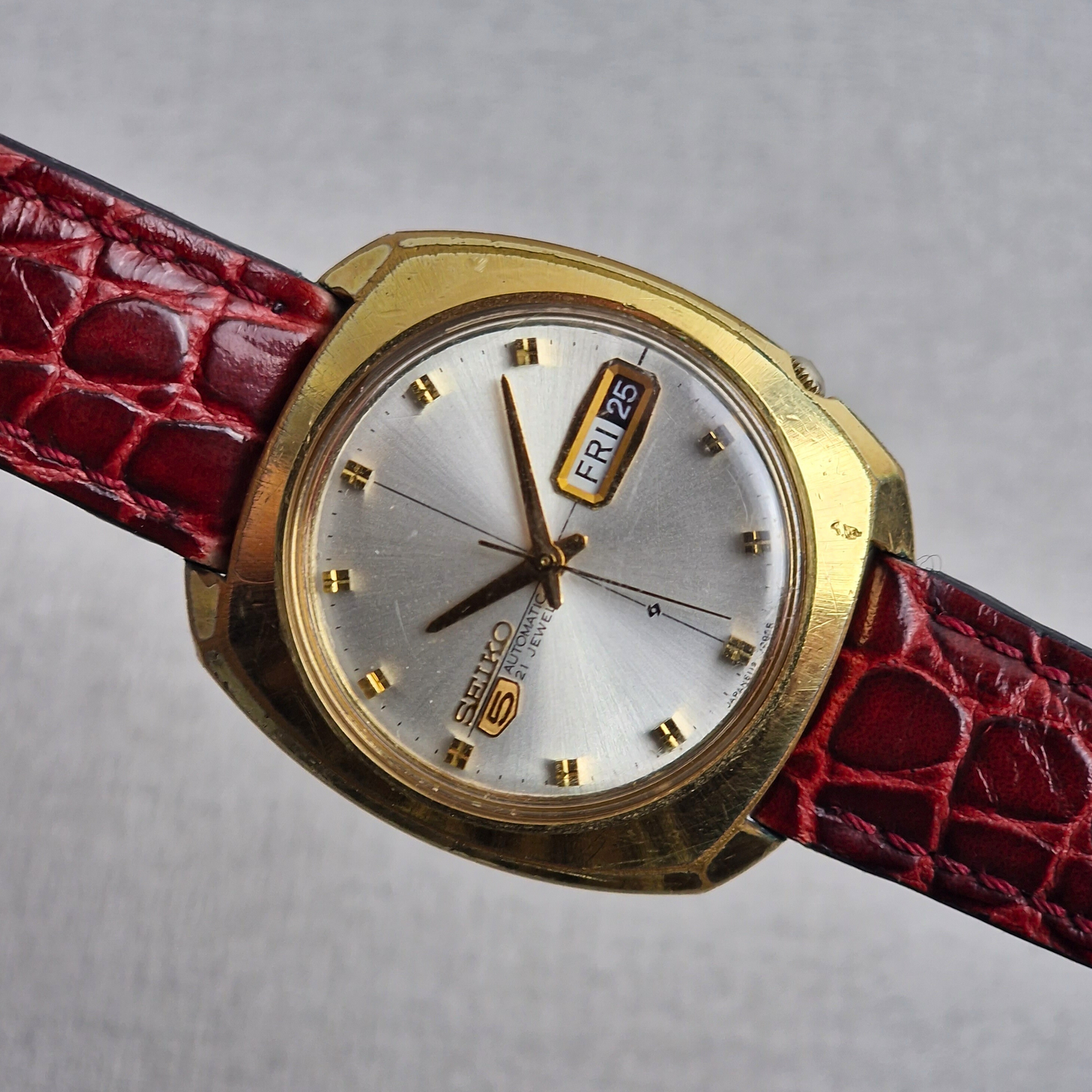 Men's Vintage Seiko 5 Watch (Ref. 6119-7083)