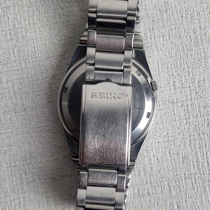 Men's Seiko 5 Automatic (Black & Gold)