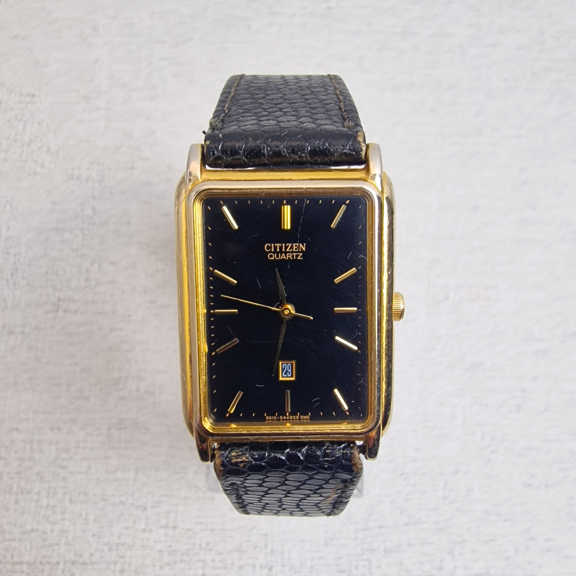 Front View - Vintage Citizen Tank Men's – 26mm gold plated case, black dial, stainless steel – quartz