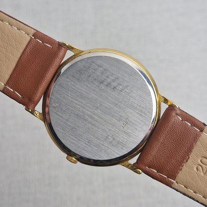 Case Back - Rotary Vintage Men's Watch – 34mm stainless steel Case, white Dial, stainless steel – quartz
